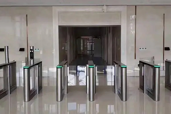 门禁考勤、停车场道闸、通道闸、一卡通、楼宇对讲、停车系统